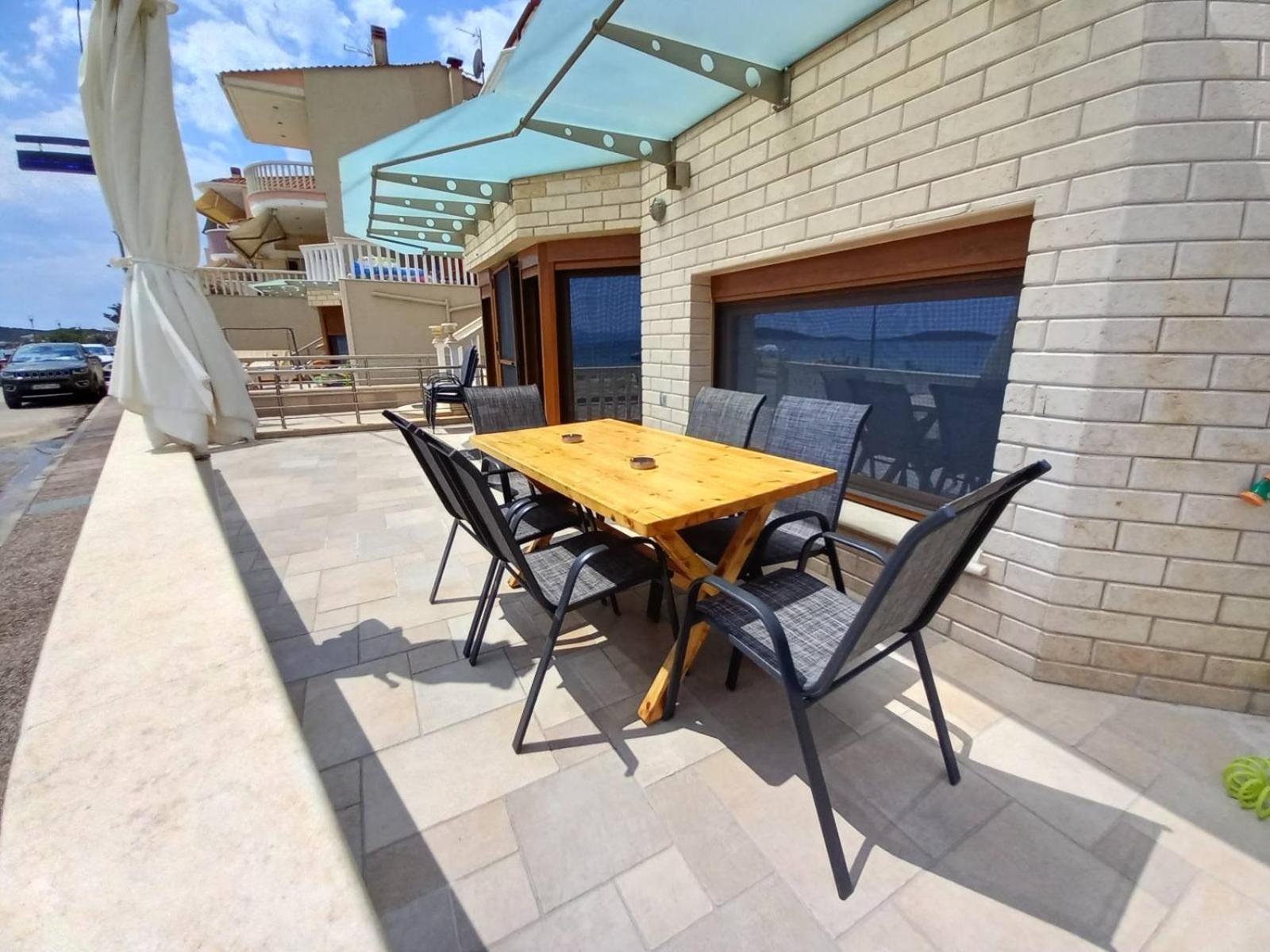 Apartamento Peramos Rent House Néa Péramos Exterior foto