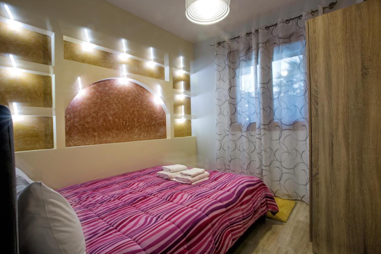 Apartamento Peramos Rent House Néa Péramos Exterior foto