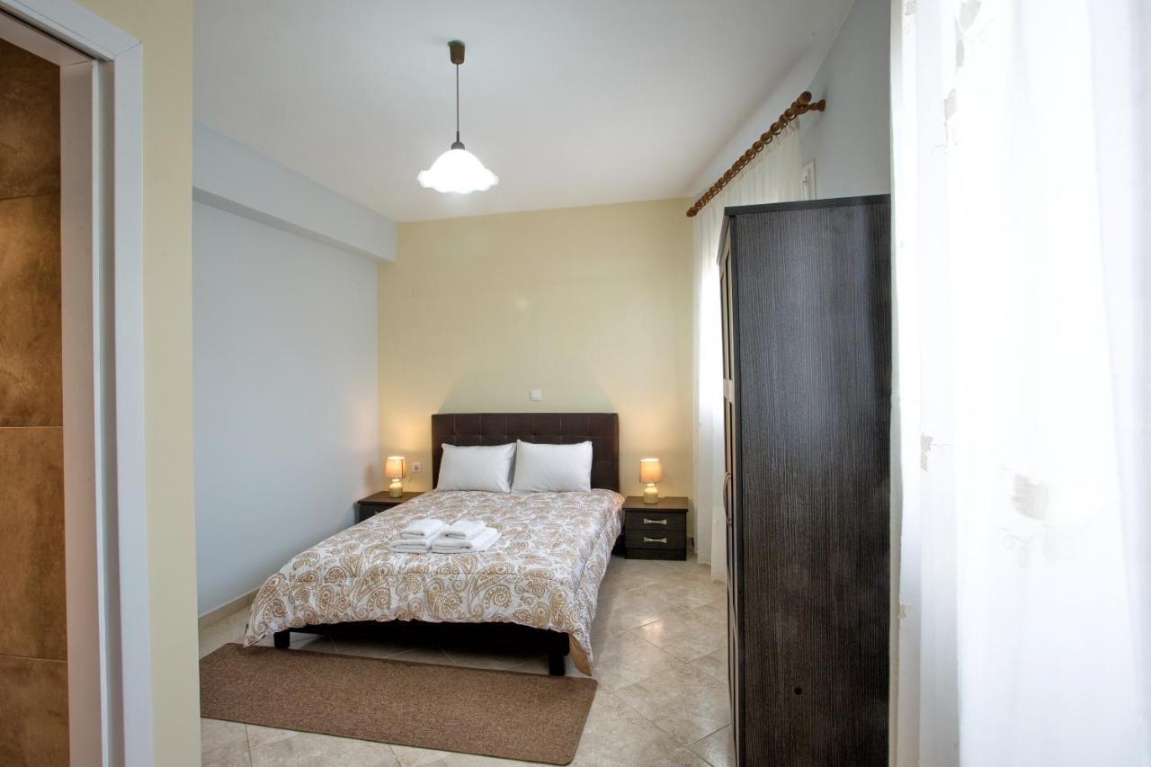 Apartamento Peramos Rent House Néa Péramos Exterior foto