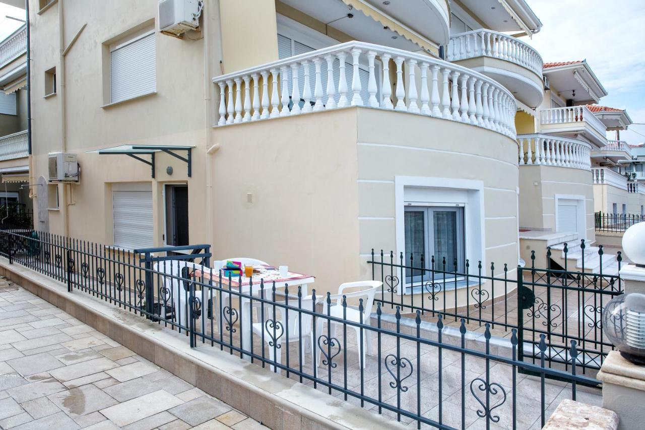 Apartamento Peramos Rent House Néa Péramos Exterior foto